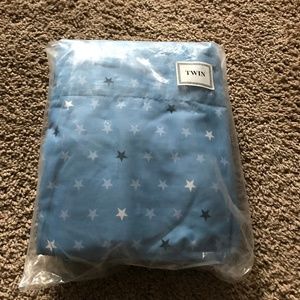 Twin sheet set